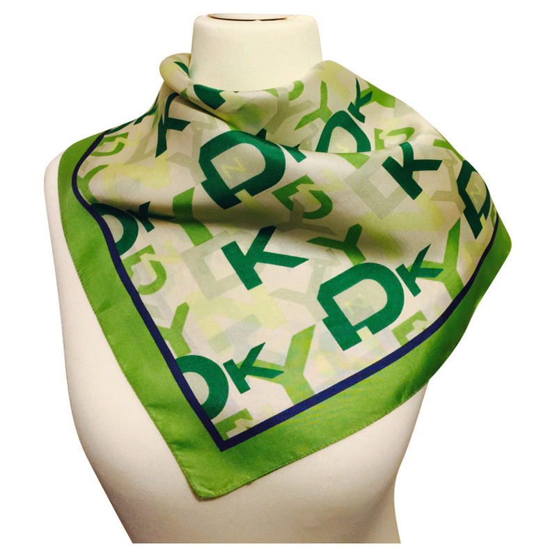 Dkny Cloth with pattern 