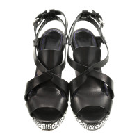 Navyboot Sandals in black and white