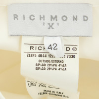 Richmond Abito bianco con pulsanti teschio