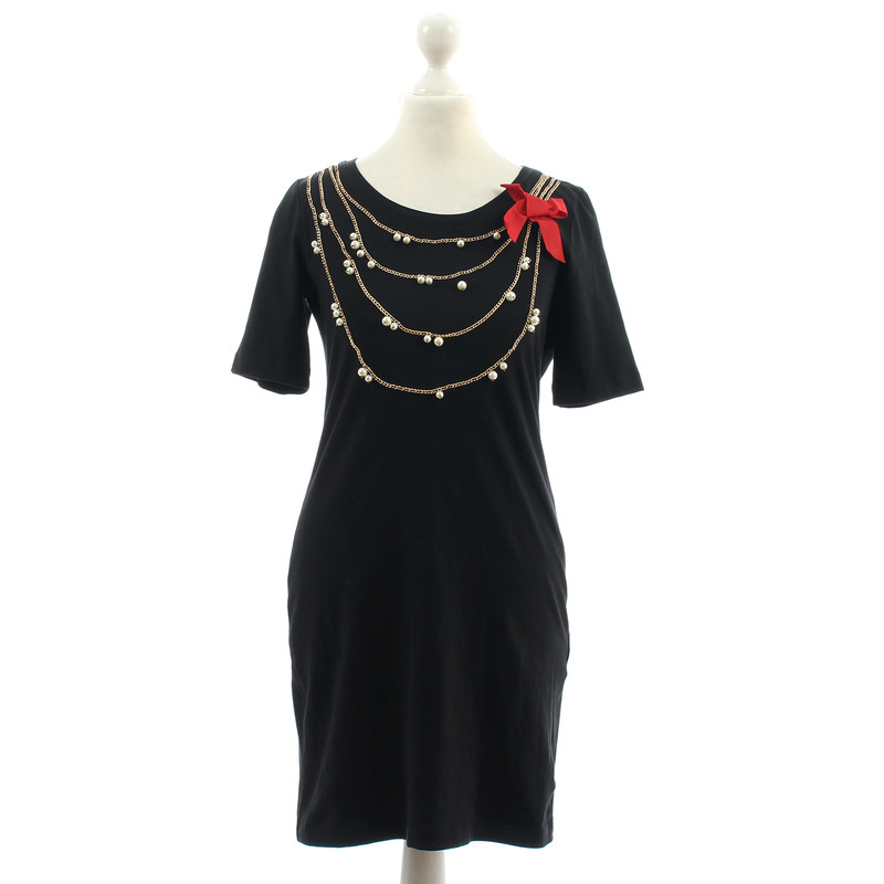 Moschino Kleid mit Perlenketten