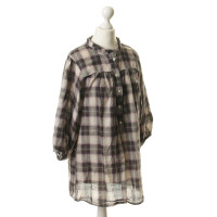 Closed Blouse with plaid pattern