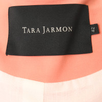 Tara Jarmon Blazer in apricot
