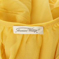 American Vintage Blusa in seta in giallo