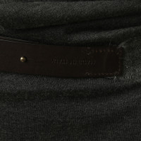 Brunello Cucinelli Robe avec ceinture en tricot