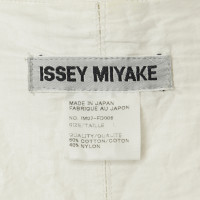 Issey Miyake Crinkle-look Blazer