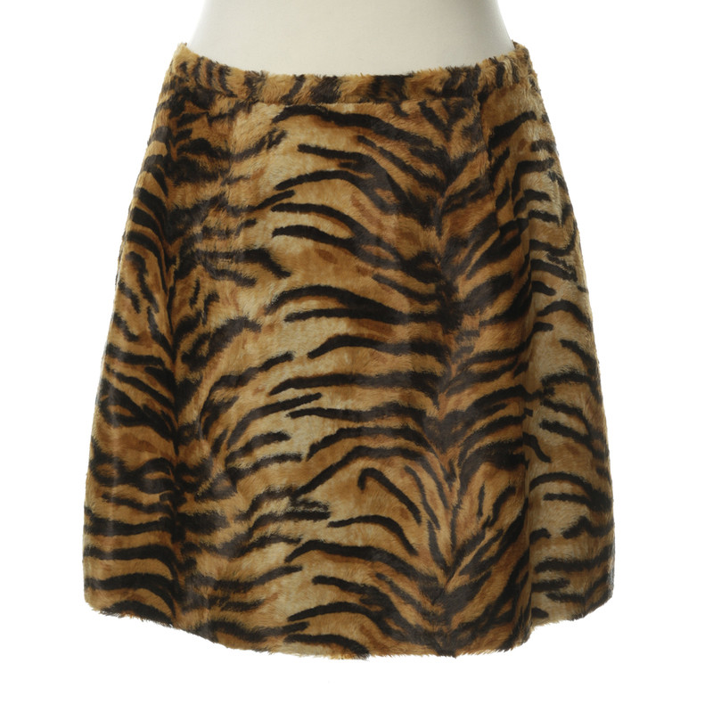 D&G skirt in coat patterns