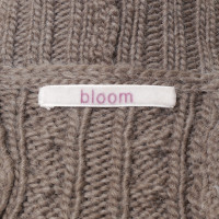 Bloom Strickjacke mit Zopfmuster