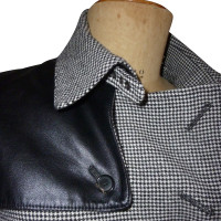 Akris Short trench coat with Pepita pattern 