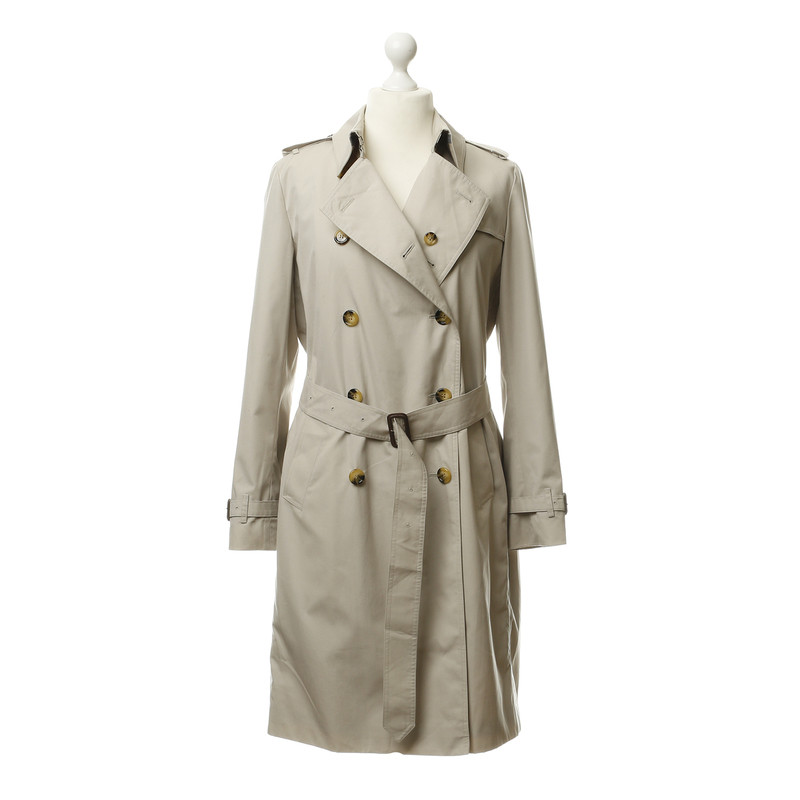 Burberry Classic trench coat