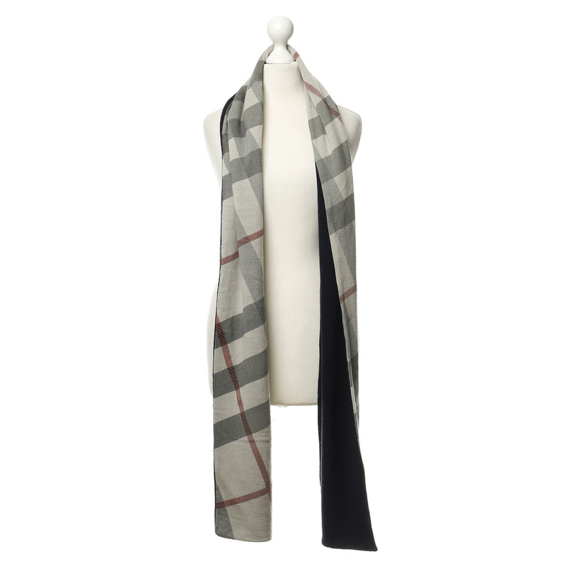 burberry reversible scarf