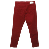 Escada Red jeans high waist look