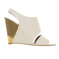 Chloé Wedges in Creme