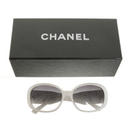 Chanel Occhiali da sole bianchi con dettaglio fiore