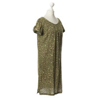 A.P.C. Green cotton dress with a Leo look