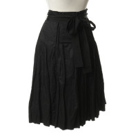Laurèl Pleated skirt in black