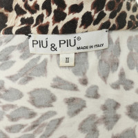 Piu & Piu Wrap dress with a Leo look