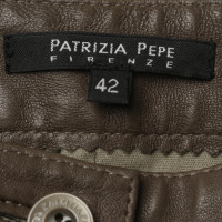 Patrizia Pepe Pantalon en cuir en kaki