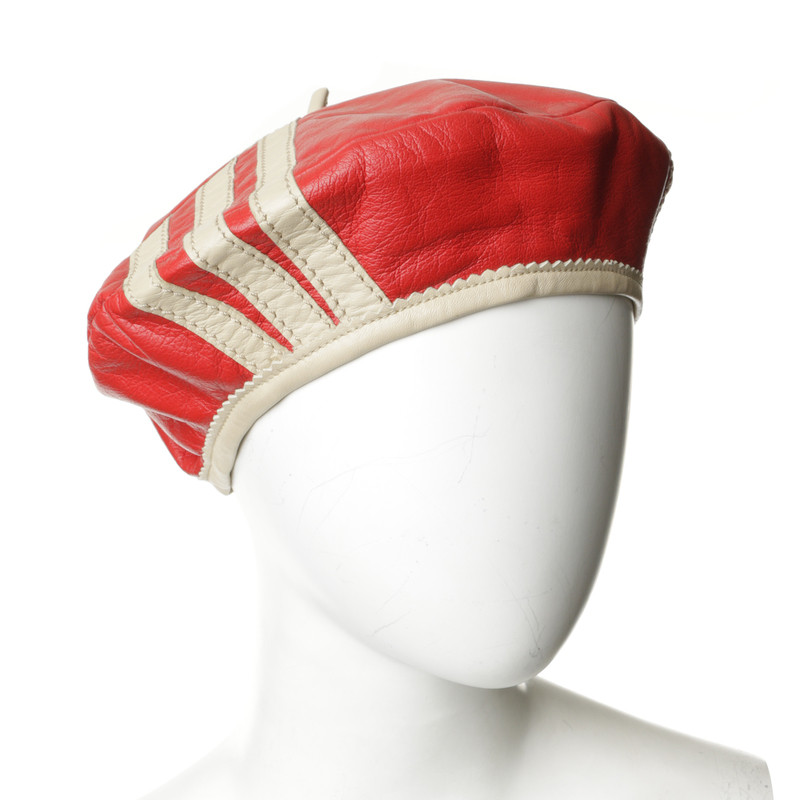 Etro Beret made of leather