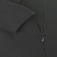 Armani Collezioni Zwarte jurk met kraag detail