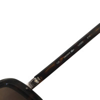 Lacoste Classic sunglasses