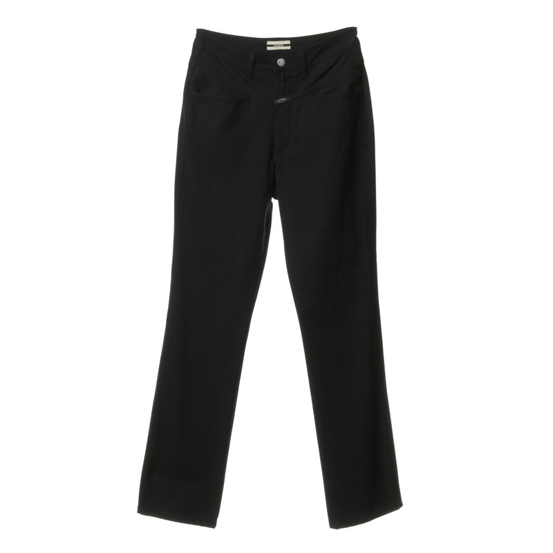 Closed Trousers in black