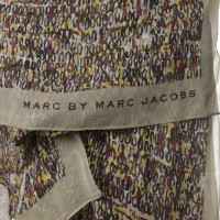 Marc By Marc Jacobs Bandana met patroon in Bordeaux gele olijf