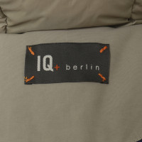 Iq Berlin Giù cappotto con pelliccia verde 