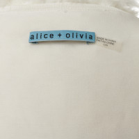 Alice + Olivia Weste in Off-White 