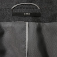 Hugo Boss Grey skirt with Ziestickerein