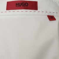 Hugo Boss Bluse mit schwarzen Akzenten