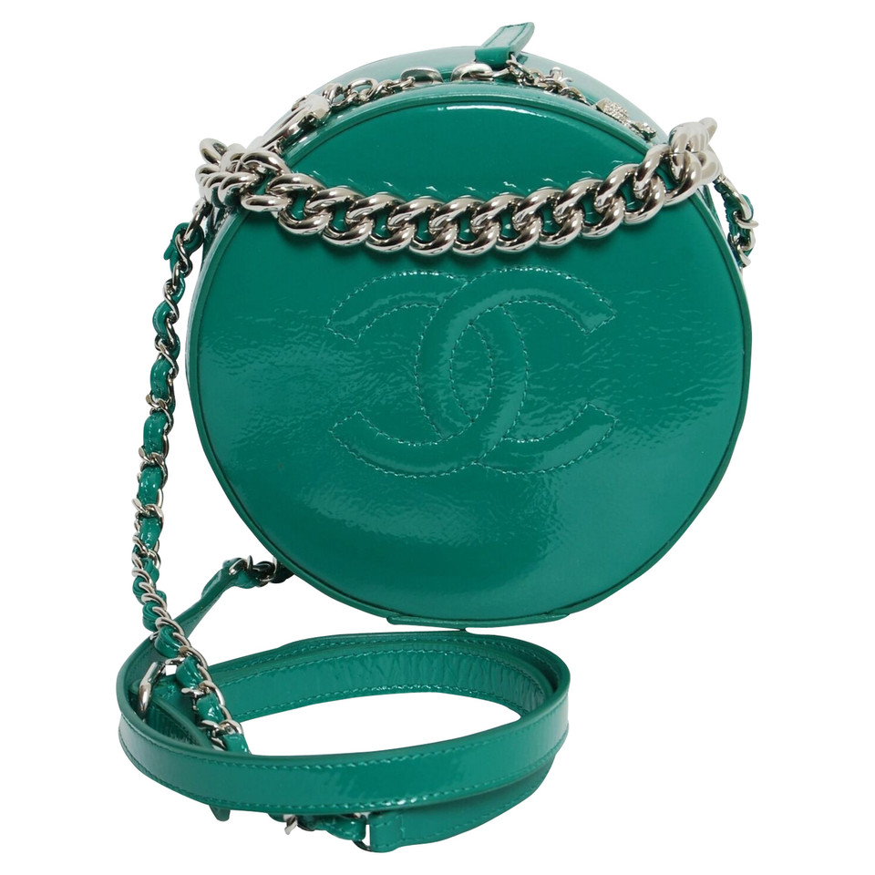 Chanel Round as Earth Crossbody Bag in Pelle verniciata in Turchese