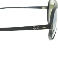 Ray Ban Sonnenbrille mit verspiegelten Gläsern