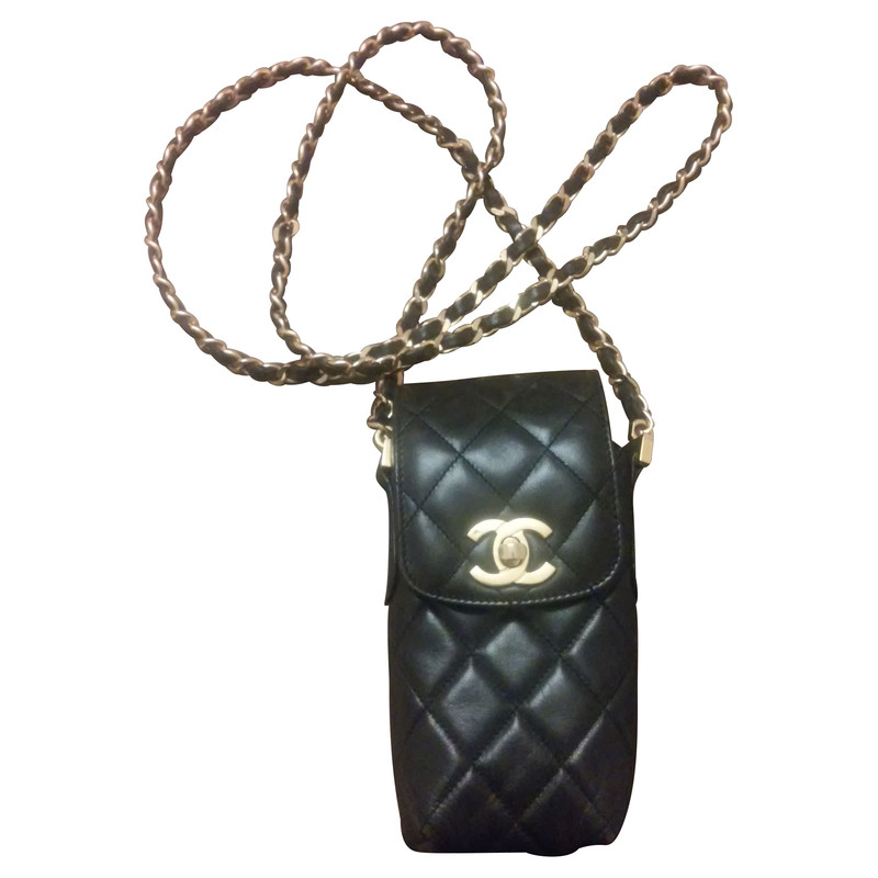 Chanel Leather bag