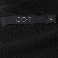 Cos Chain sleeves
