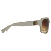 Vera Wang Sunglasses in white