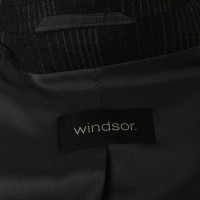 Windsor With stylized Pinstripe Pant suit