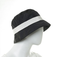 Moncler Rain hat in black