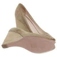 Prada Wildlederwedges in Beige