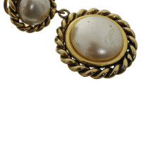 Moschino Ohrringe mit Perlen