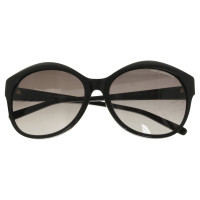 Karl Lagerfeld Cat Eye Sonnenbrille in Schwarz