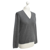 Malo V-neck sweater in cashmere