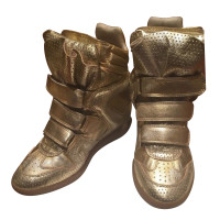 Isabel Marant Goldfarbene Sneakers