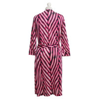 Diane Von Furstenberg Silk dress with pattern