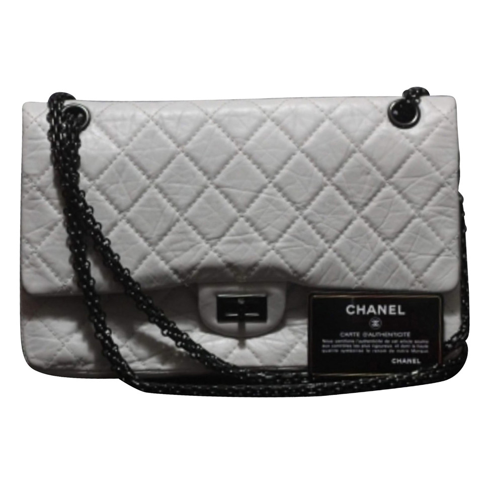 Chanel 2.55 Leer in Wit