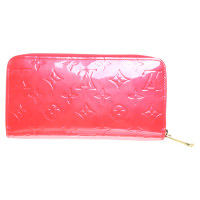 Louis Vuitton Patent leather wallet in red