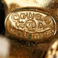Chanel Orecchini Clip-On in smalto CC