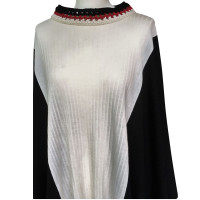 Emilio Pucci Poncho made of wool