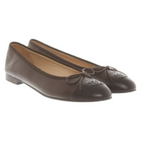 Chanel Slippers/Ballerinas Leather in Brown