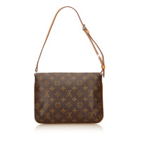 Louis Vuitton Muse Canvas in Brown