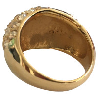 Carolina Herrera ring